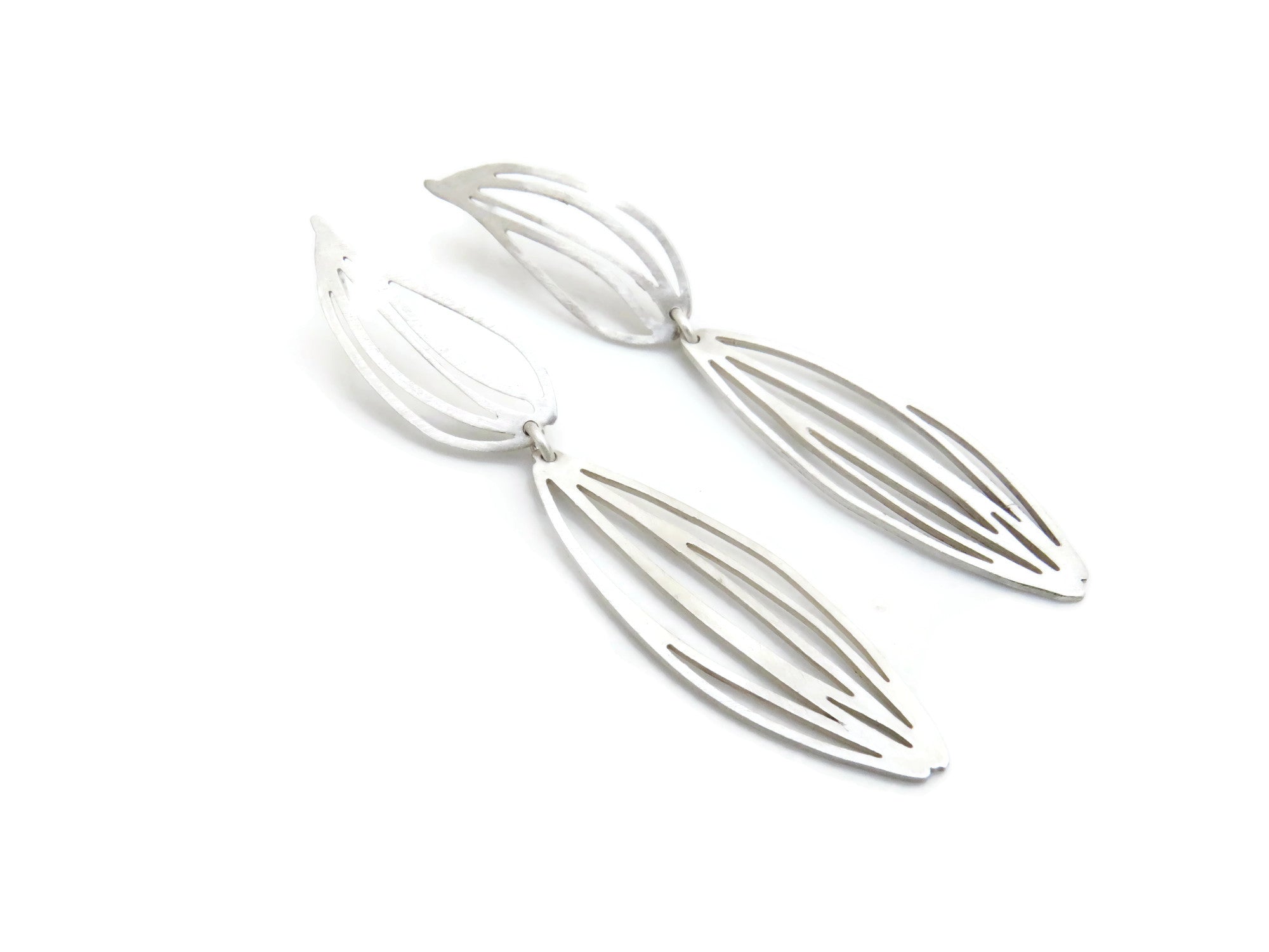 Botanical Design Silver Drop Earrings | KimyaJoyas
