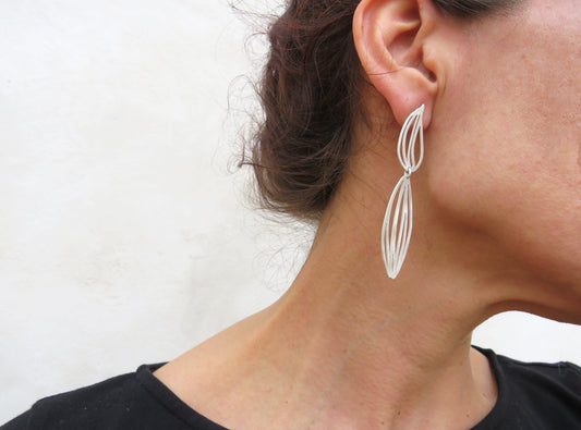 Botanical Design Silver Drop Earrings | KimyaJoyas