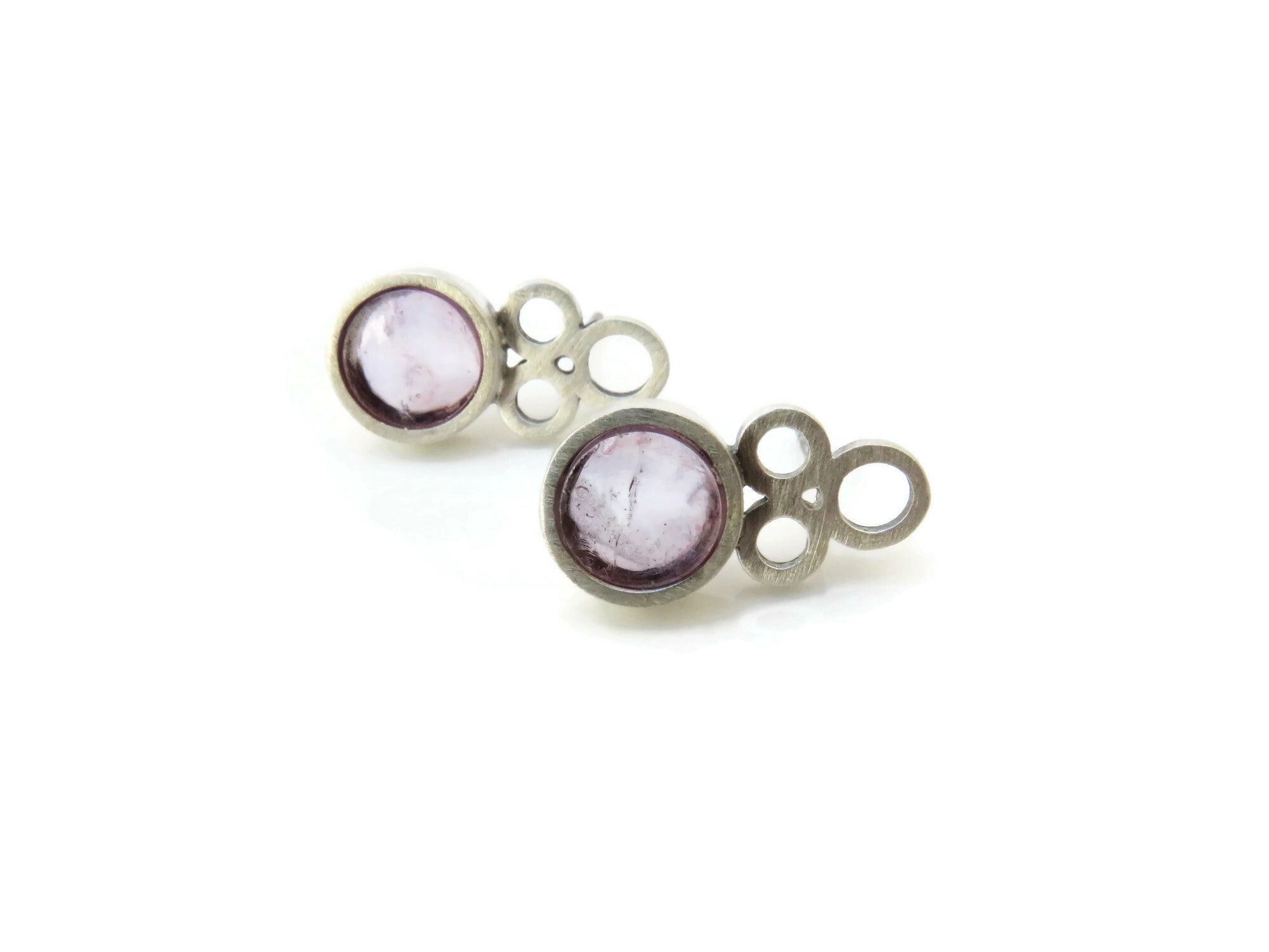 Raw Amethyst Silver Stud Earrings | KimyaJoyas