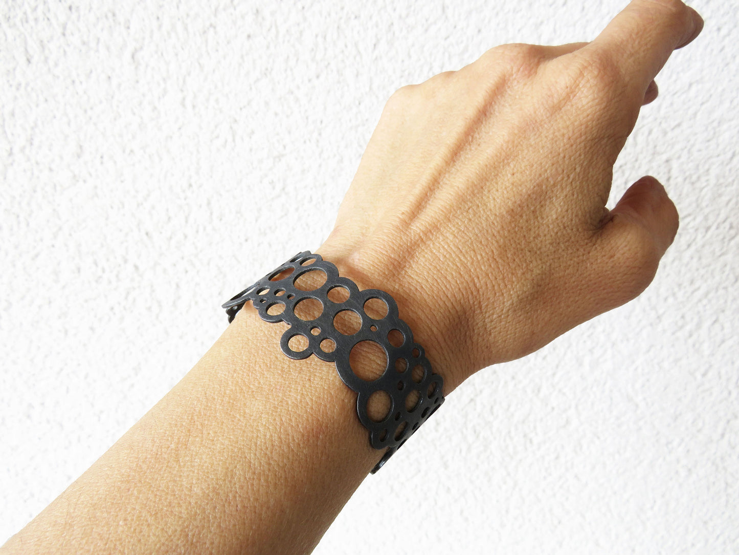 Circles Geometric Oxidized Silver Cuff Bracelet | KimyaJoyas