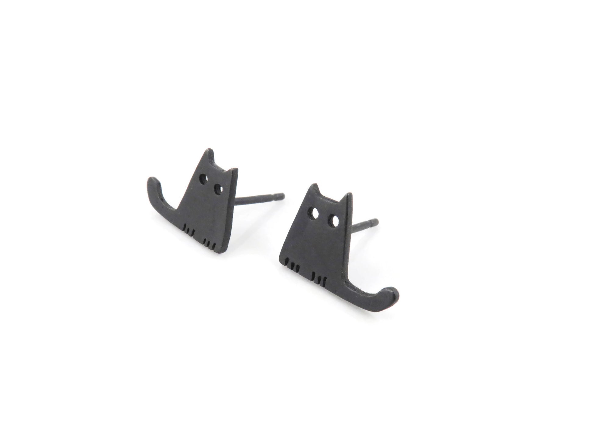 Tiny Cats Oxidized Silver Stud Earrings