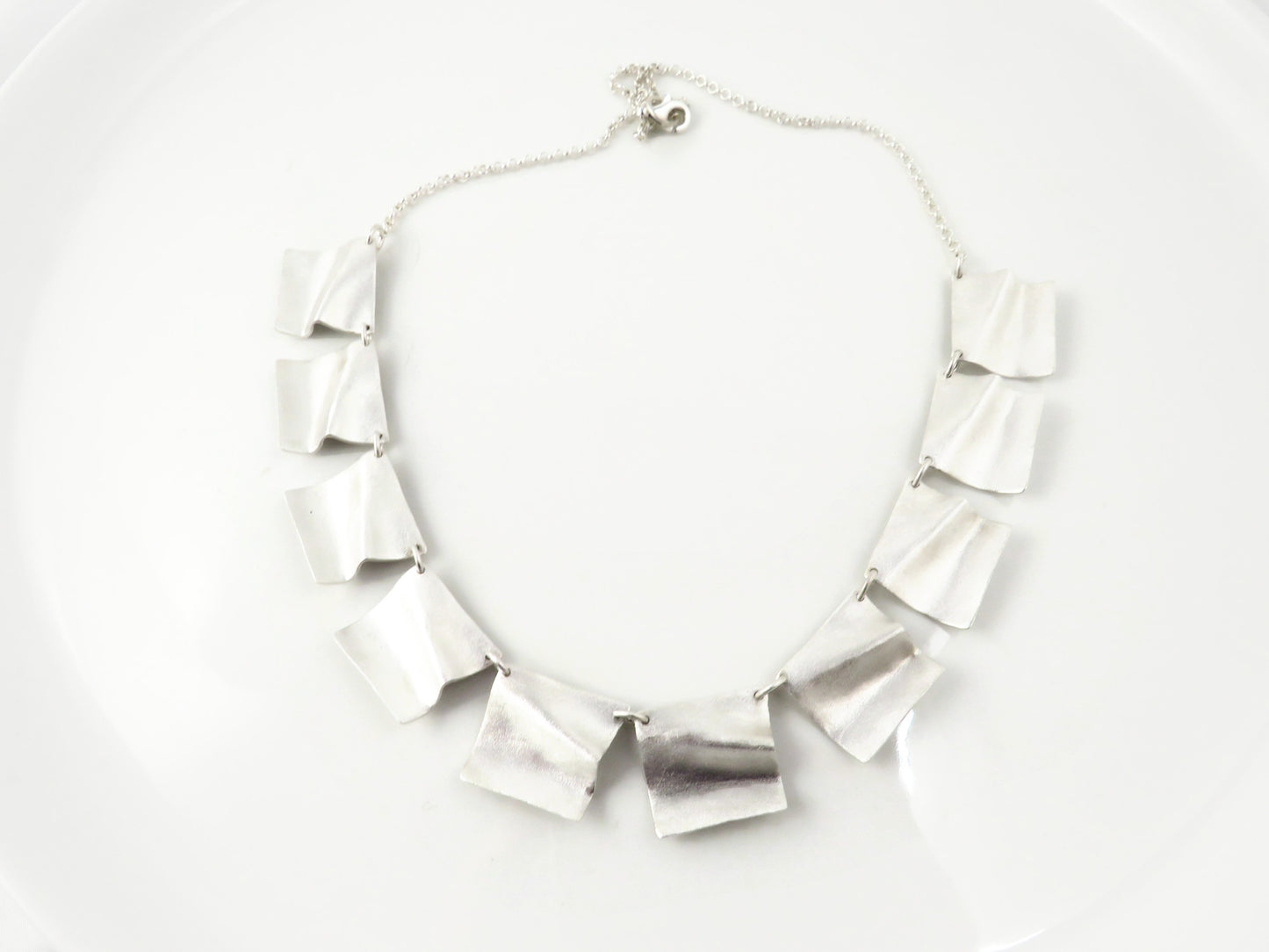 Modern Sand Texture Silver Necklace - 403PLI KimyaJoyas