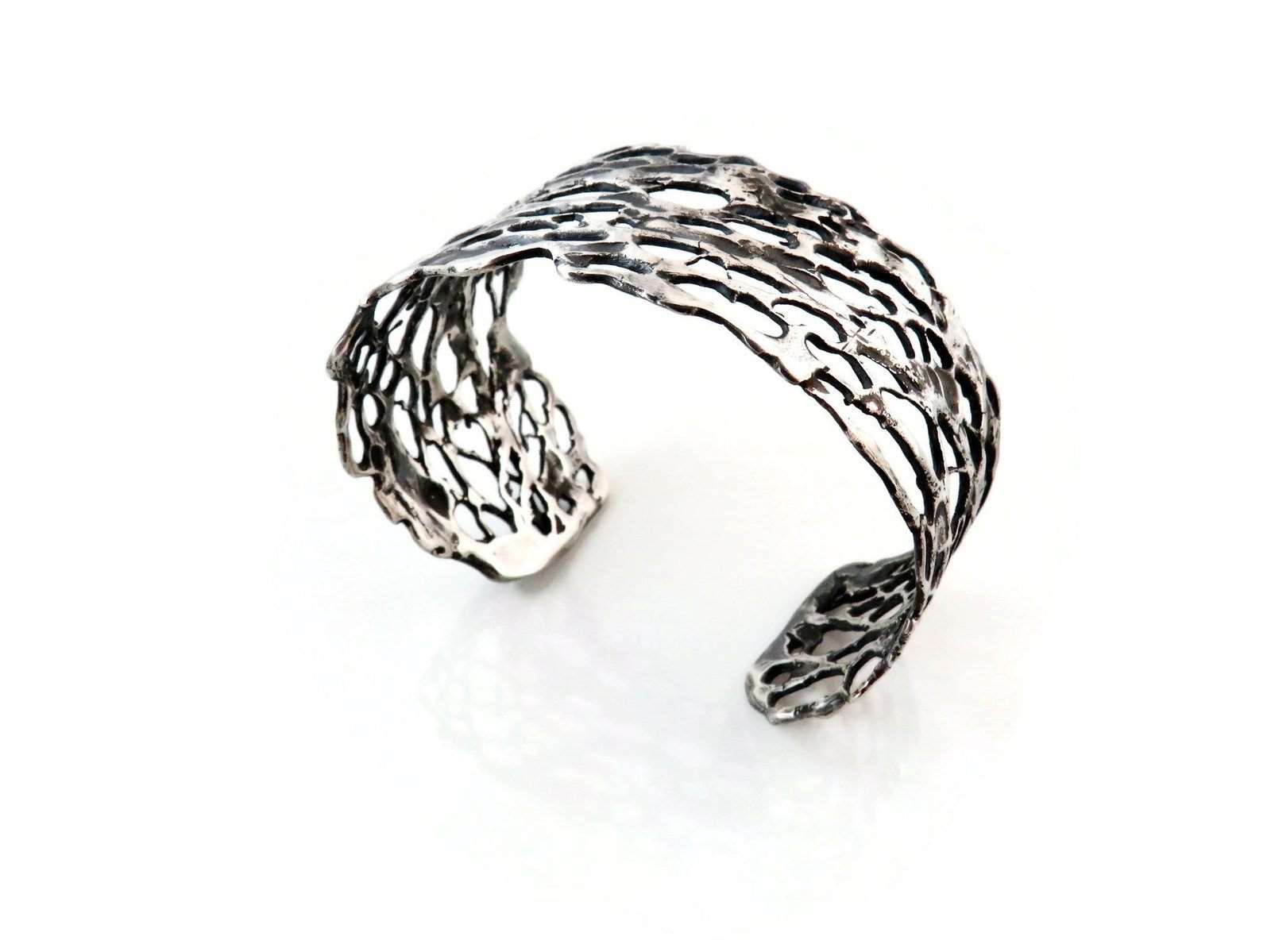 Natural Pattern Silver Cuff Bracelet - KimyaJoyas